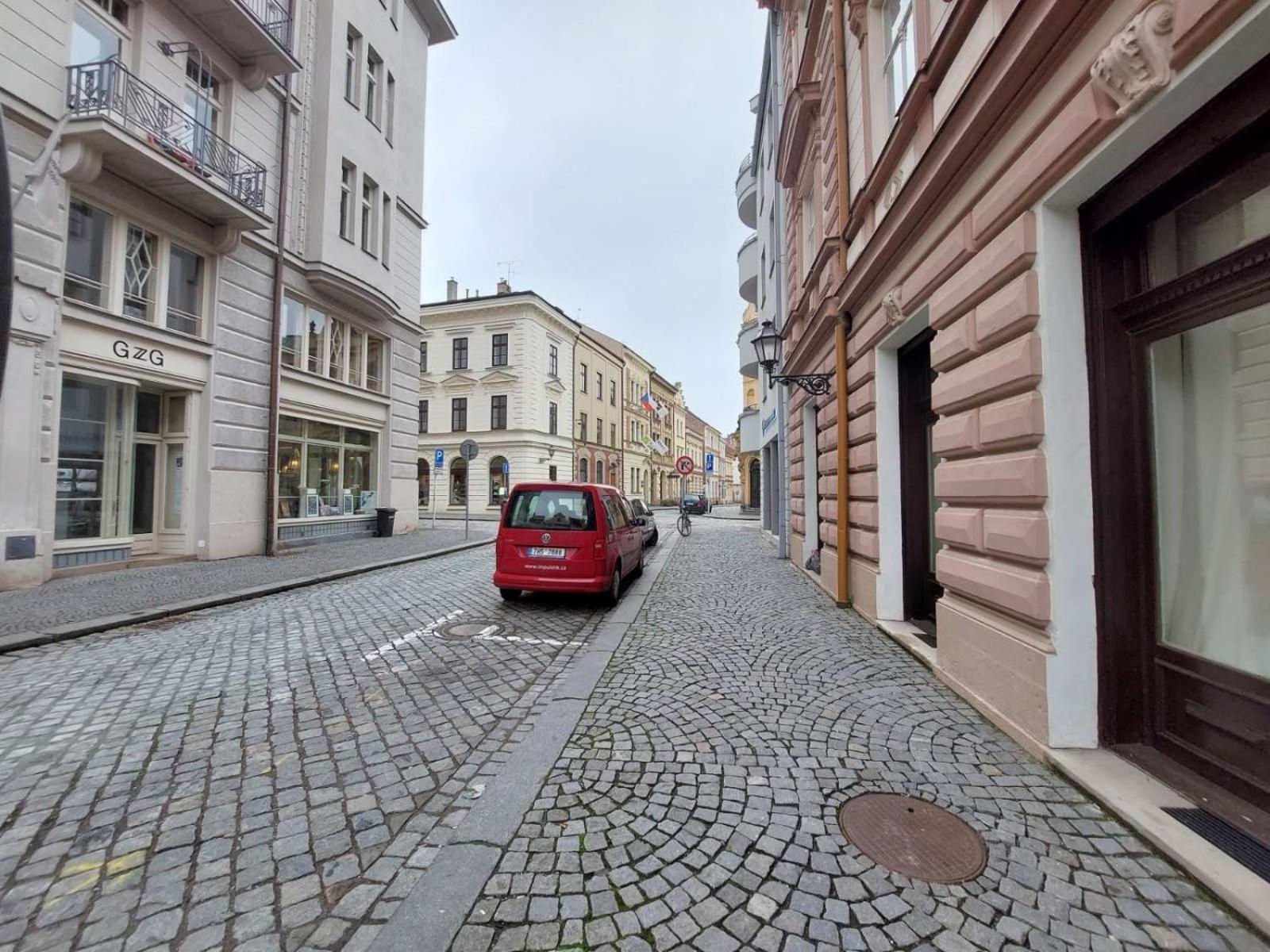 Exkluzivni Apartman V Prizemi V Hradci Kralove Hradec Králové Exterior foto